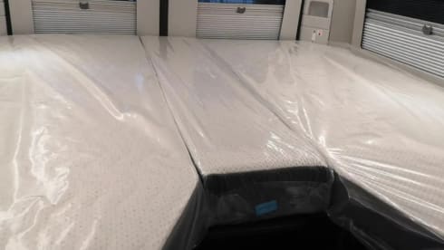 Snoozle II – Adria Twin Max 180 pk Automaat 2025 