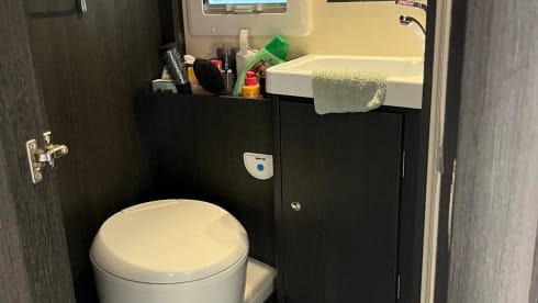 2p Ford alcove from 2021 (5 + 1 sleeping places)