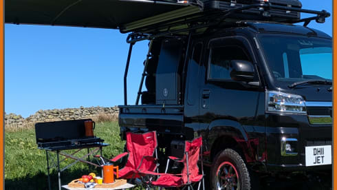 Dai Hitent – 2025 Daihatsu Hijet Trek 4x4 with Tentbox Roof Tent