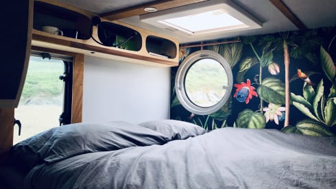 Balloo – Built for Off-Grid adventures, very high spec