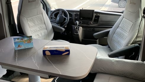 Freedom Rider – Ford Benimar Cocoon 463 4 pers. (2023)
