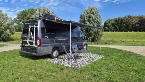 Fiat Adria Twin 640 buscamper  – Zweisitziger Fiat-Bus aus dem Jahr 2011