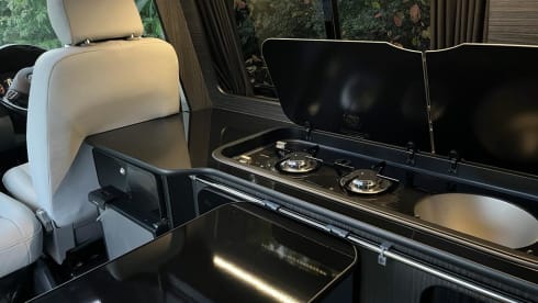 Clarence – Fully insured 4 berth motorhome to explore and enjoy Britain and Europe