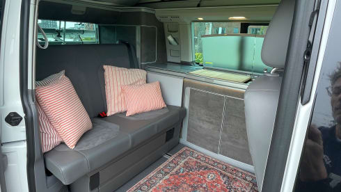 Camper Ben – Camper Ben: a comfy 2023 VW California Ocean