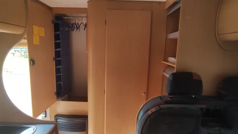 Nice compact camper with spacious kitchen