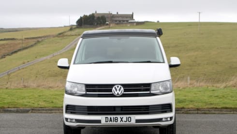 Jessie – 4 berth Volkswagen Transport Campervan from 2018