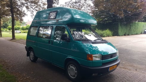 Summer -VW T4 California with fixed sleeping roof