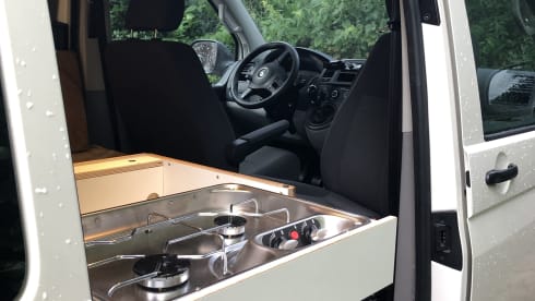 Surfbus Kees  – 4p Volkswagen campervan uit 2012