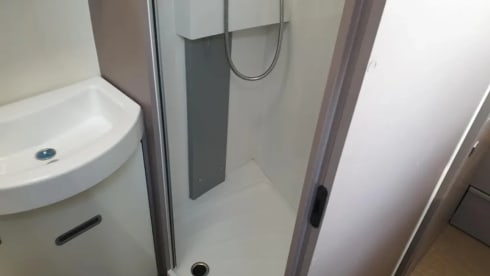 C25 – 4p Bürstner semi-integrated from 2018