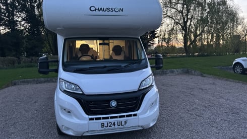 Brand New - Motorhome to Hire - 7 belts 7 berth Chausson 2024