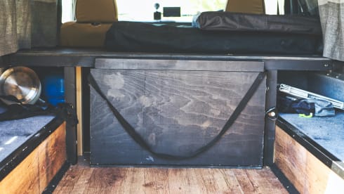 Double-D – Defender 2-berth 4x4 Camper