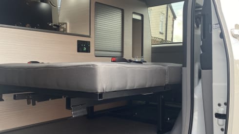 Bobby – 4 berth Toyota campervan