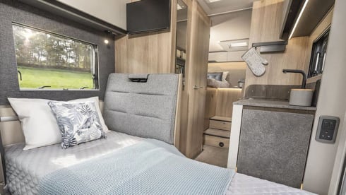 DFO – 3 berth Autotrail 690T 2026