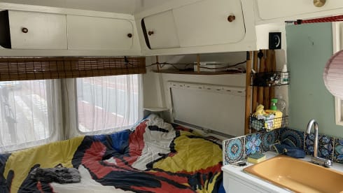 2p Peugeot bus uit 1994