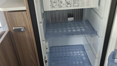 Leofran Roamulus – Roulotte Swift semi-integrata a 2 posti letto del 2018