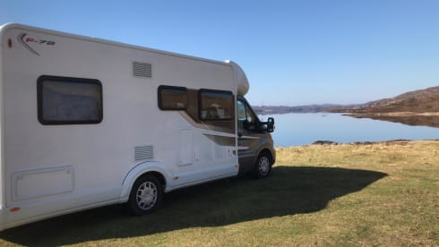 Maverick – Luxury 4 Berth Motorhome (2 lounges, 3 separate sleeping areas)