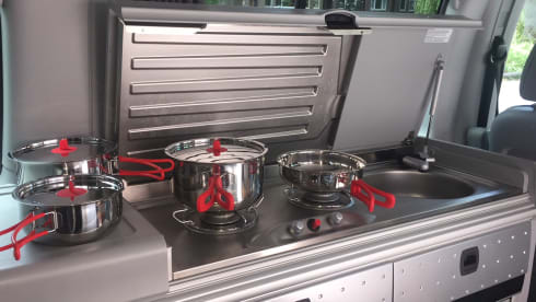 Super Luxe Mercedes Westfalia Camper 