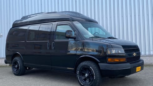 Chevy! – Great Tour Bus (from GTA) for Adventurous Road Trips