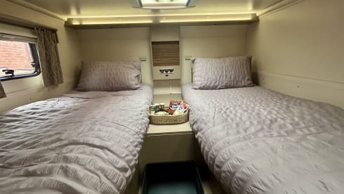 Modern 2020 well equipped 6 berth Swift motorhome 
