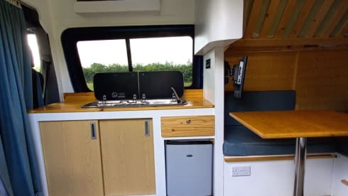 Tag – 2 berth Mercedes-Benz bus from 2007