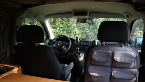 Volkswagen t5 campervan 