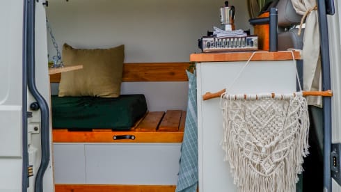 LEOPARD – Unique Volkswagen Camper (M+S Alpine tires and Euro 4!)