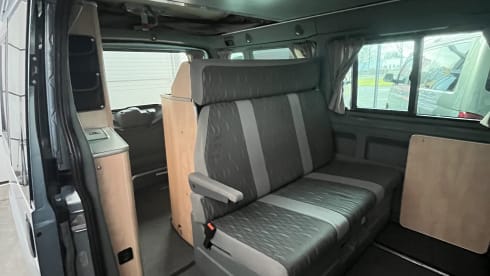 Kipnugget – 4p Volkswagen bus from 2008