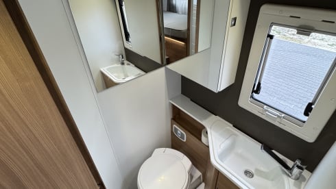 Moon – Fijne Adria camper 5p