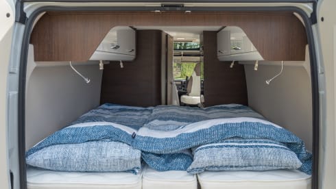 Off the Grid 1 – Brand new 6.36 bus camper with automatic transmission and solar panel, "off the grid no. 1"