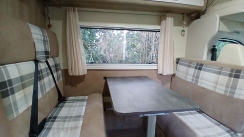 Comfortable, reliable alcove camper