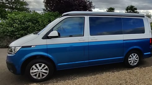 Drive 'The Falcon' - Our 4 berth *heated* T6.1 VW campervan 
