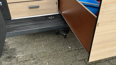 Very neat self-built 2p Fiat Ducato bus from 2016 