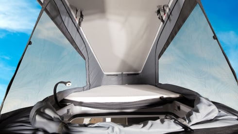 Duchess A – Brand new campervan with TentTop