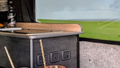 Sprinterella – Off-Grid Mercedes Benz Sprinter - great spec