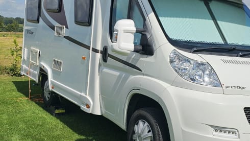 Elddis Prestige Motorhome 4 Berth Overcab Bed U-Shaped Lounge