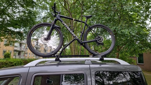Fiat Doblo Malibu – Hobo/stealth/semi offgrid mini camper.