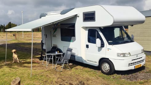 🚐 Fiat 230 Alkoof Camper – Ruimte, Vrijheid & Gezellig Reizen