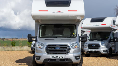 UYD – 6 Person Large Motorhome | Family | Bunkbed & Overcab | Air Conditioning