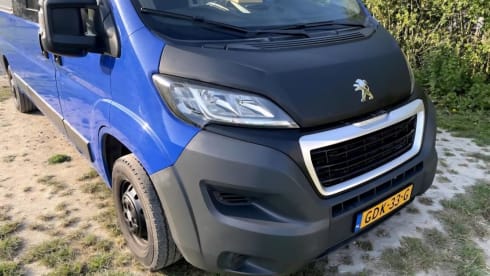 3p Peugeot bus from 2016