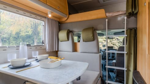 6p Chausson alcove from 2002