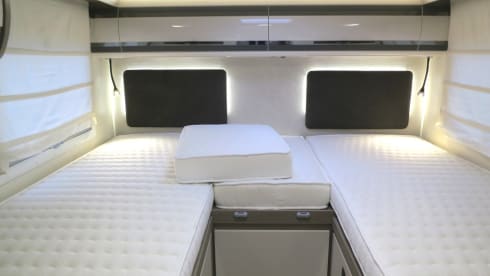 P 745 GLG – MCLOUIS MC4 273 Ford