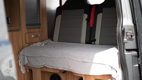 Nuptse  – VW Camper 