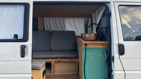 Jiek – Wine van WITH HEATING