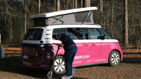 Pretty in Charge – 4p Volkswagen campervan from 2025