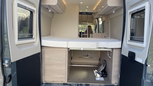 The MAD Van – Pop-up 4p Bürstner campervan uit 2023