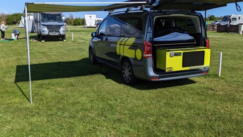 Brand new Mercedes-Benz, modular van sleeps up to 6 with awning