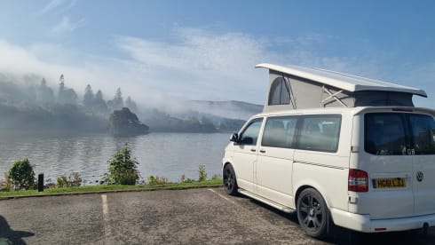 Buffy – White VW T5