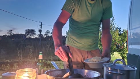 Leeuwke – Minibus Peugeot 2 places de 2014