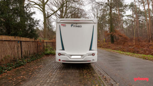 Droom op wielen – Nieuwe Luxueuze Integraal Familiecamper met 6 gordel plaatsen