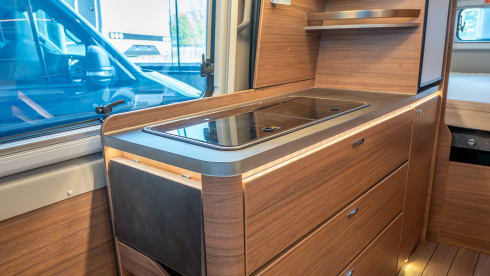 4p Knaus bus from 2025